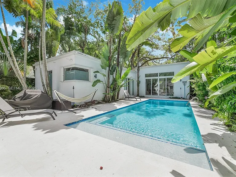 4051 Ensenada Ave — Photo 36