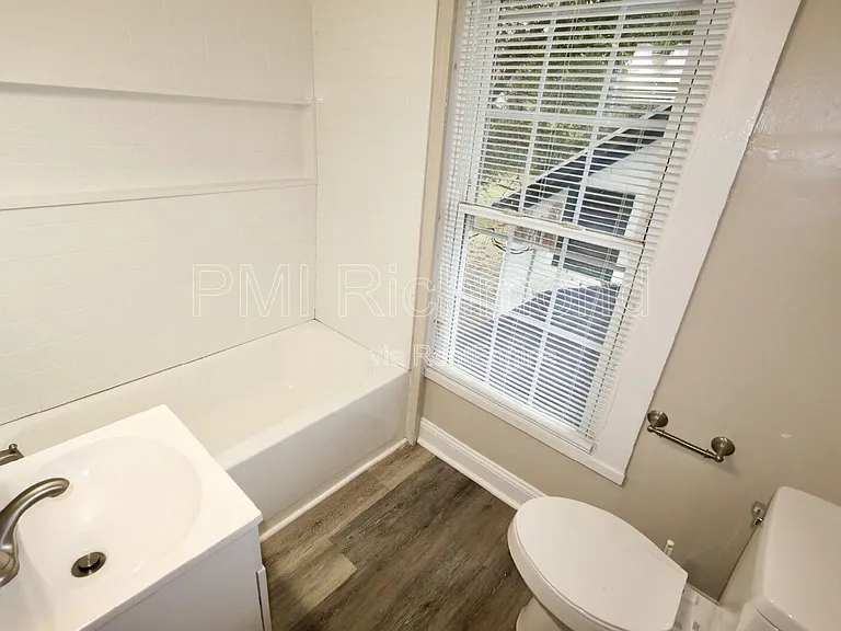 3963 Oakleys Ln — Photo 13