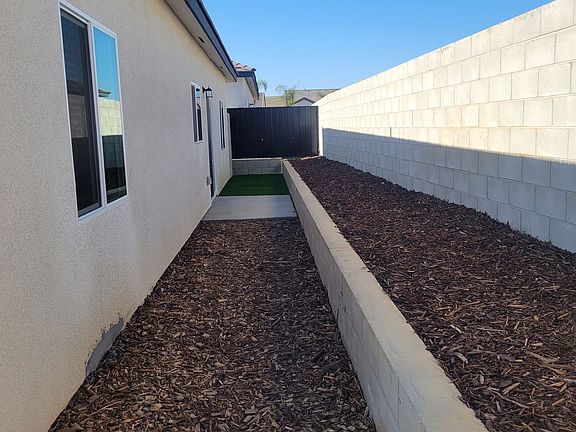 4th image of 9708 Krista Vineyard Way #B