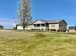 155 Ridgefield Dr, Dandridge, TN 37725