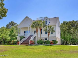 120 Middle Point Rd, Hampstead, NC 28443