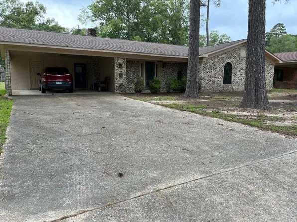 726 Carter St, Fordyce, AR 71742