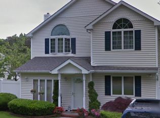 10 Ellen Dr, Nesconset, NY 11767