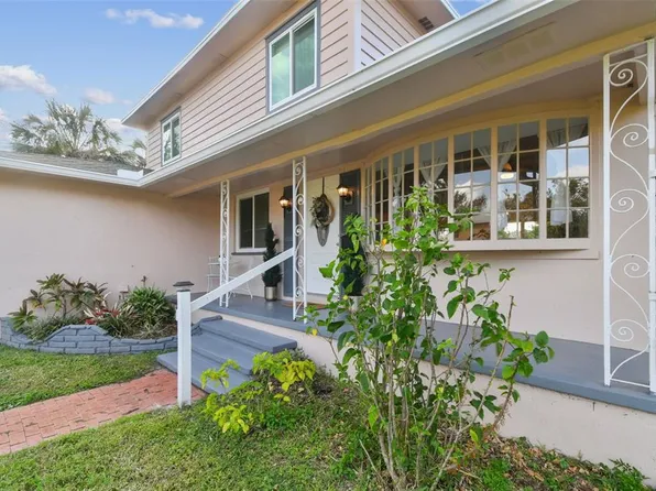 2709 17th St S, Saint Petersburg, FL 33712