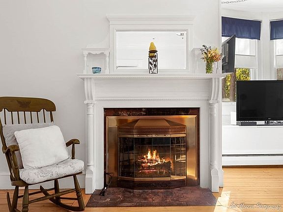 2nd image of 10 Dalton Ave APT 4