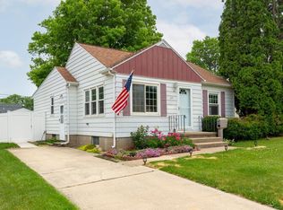 1171 Cornwall Ave, Waterloo, IA 50702