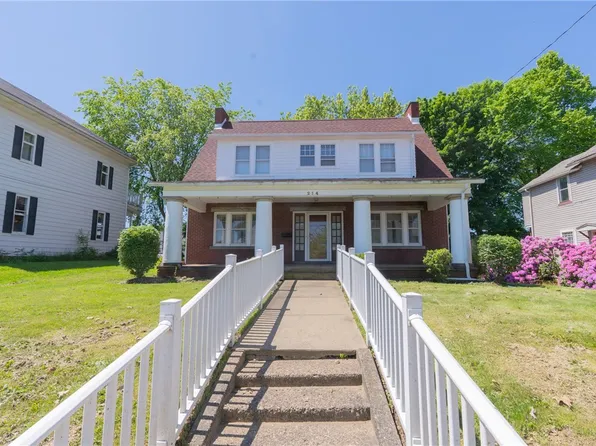 214 College Ave, Grove City, PA 16127