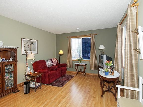 2nd image of 173 Tamarack Trl