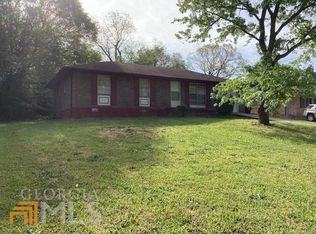 8238 Queens Dr, Jonesboro, GA 30238