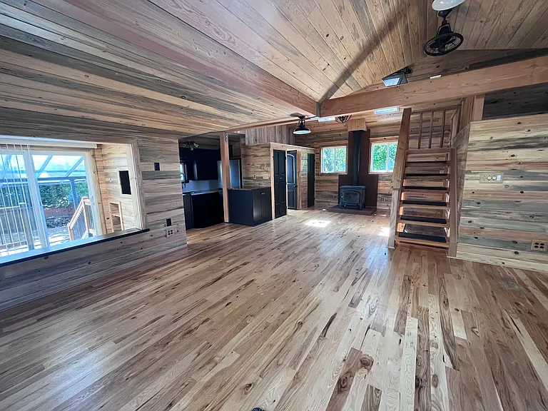 3715 SW Donovan St #2 — Photo 2
