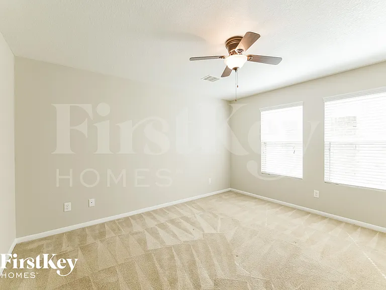 9909 Hyacinth Way — Photo 13