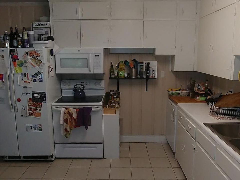 2nd image of 1546 Lonsford Dr