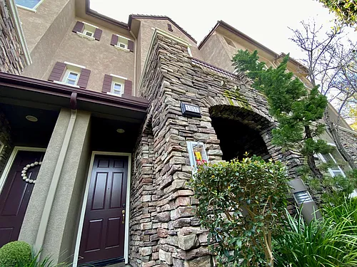 1357 Abbey Ln Photo 1