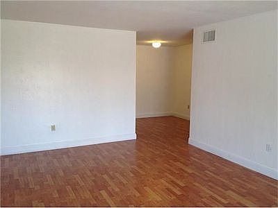 2nd image of 13918 SW 90th Ave #203