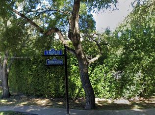 797 Woodcrest Rd, Key Biscayne, FL 33149