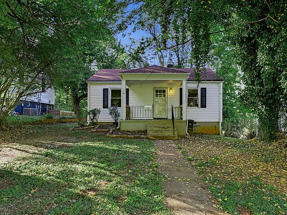 2nd image of 616 Thomas Rd