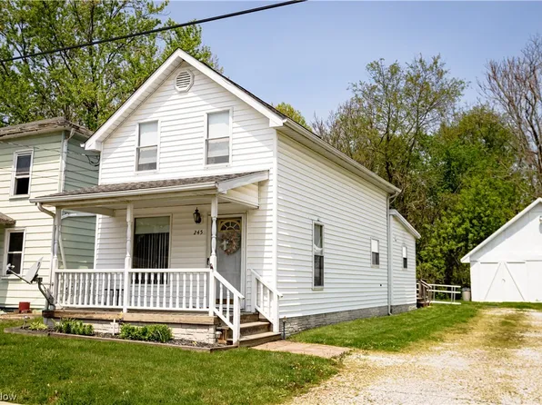 245 Maple St, Waynesburg, OH 44688