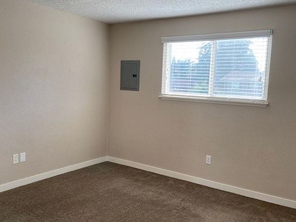 5th image of 12712 C St S #G