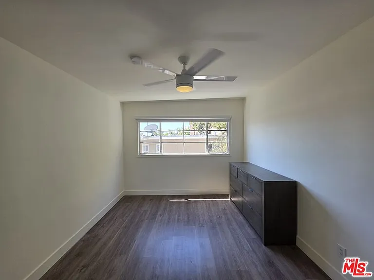 1635 S Beverly Glen Blvd #6 — Photo 8