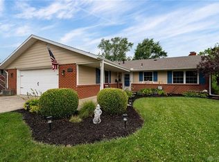 327 Ridgewood Dr, Fairborn, OH 45324