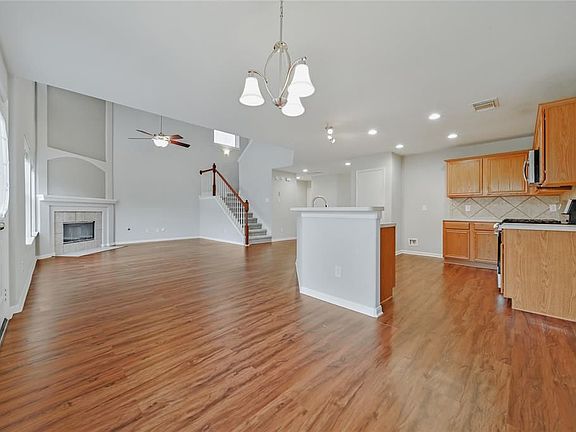 5th image of 20235 Stonegrove Ct