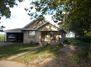 208 N McNamee St, Leachville, AR 72438