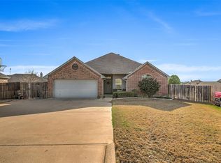 2702 Drift Ct, Granbury, TX 76049
