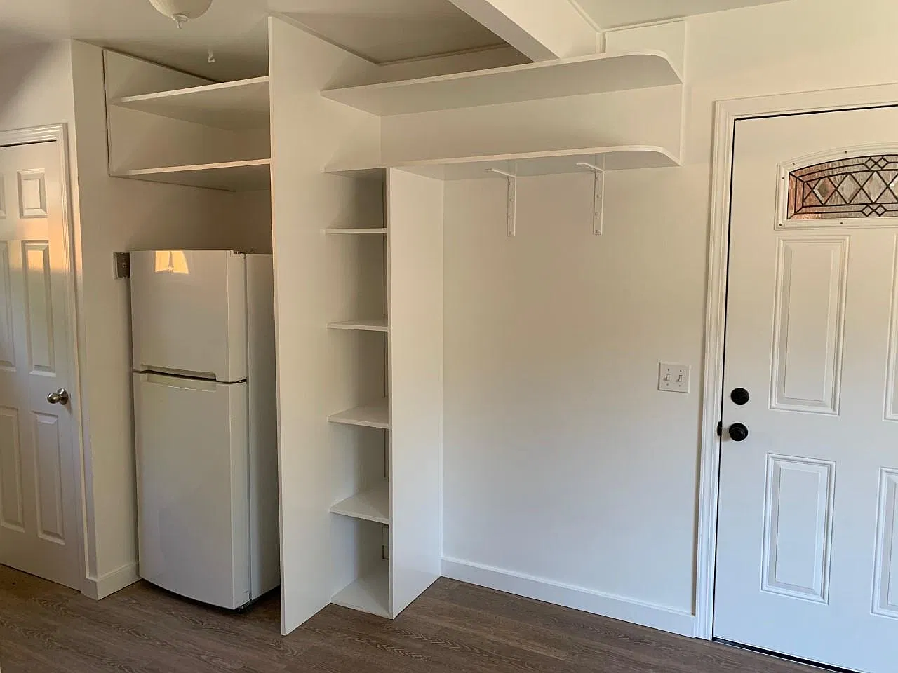747 Stanford Ave — Photo 4