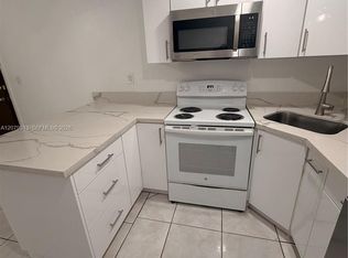 Sunset Villas Condo, Miami, FL 33126