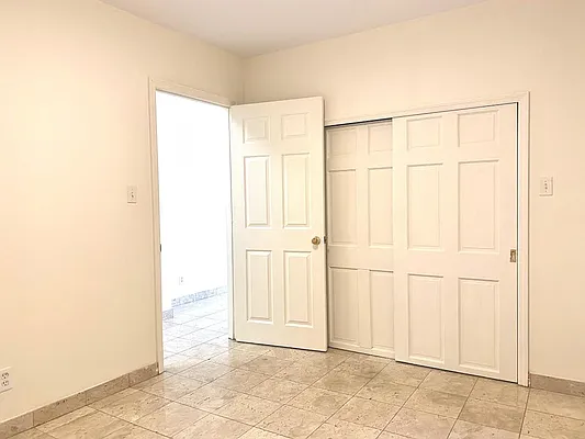 Rented by Parlor Real Estate Corp | media 4