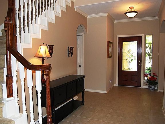 4th image of 10522 Carrollton Ct