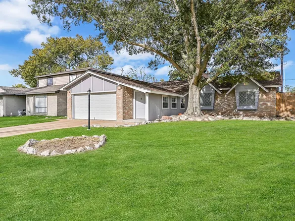 16823 Bougainvilla Ln, Friendswood, TX 77546