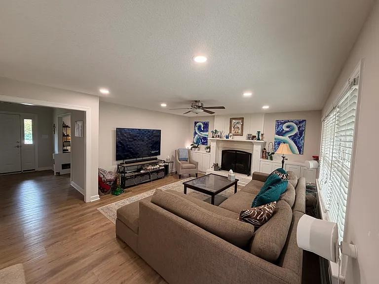 1109 Barn Brook Ct — Photo 12