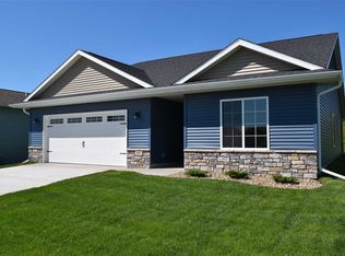 557 Dakota Ave, Tiffin, IA 52340