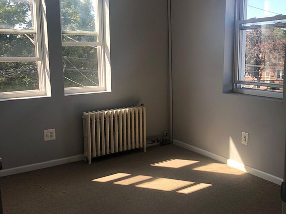 4th image of 458 Revere Ave Floor 2