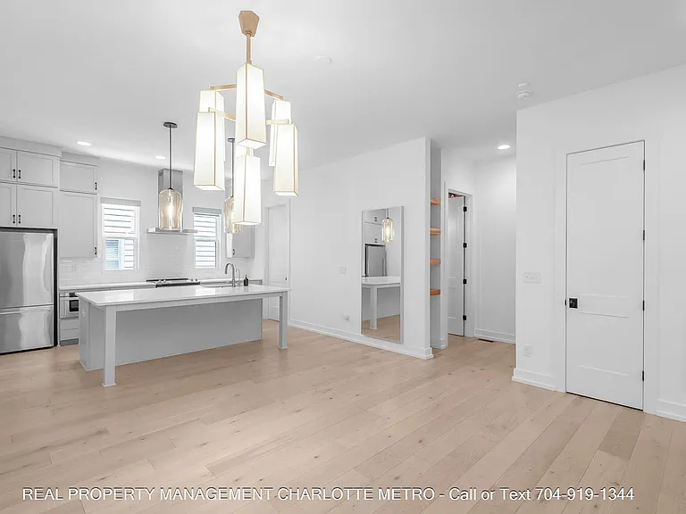 1609 Parkwood Ave — Photo 15