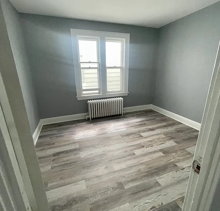 119 Ryckman Ave #2