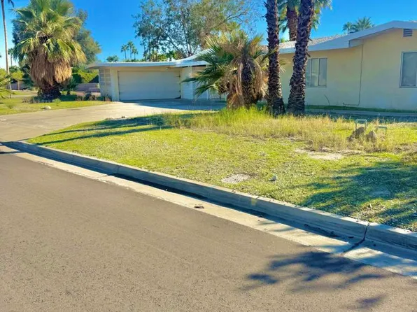 995 E Chia Rd, Palm Springs, CA 92262