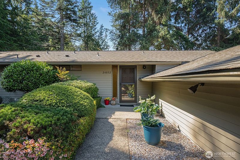 3rd image of 24832 12th Avenue S