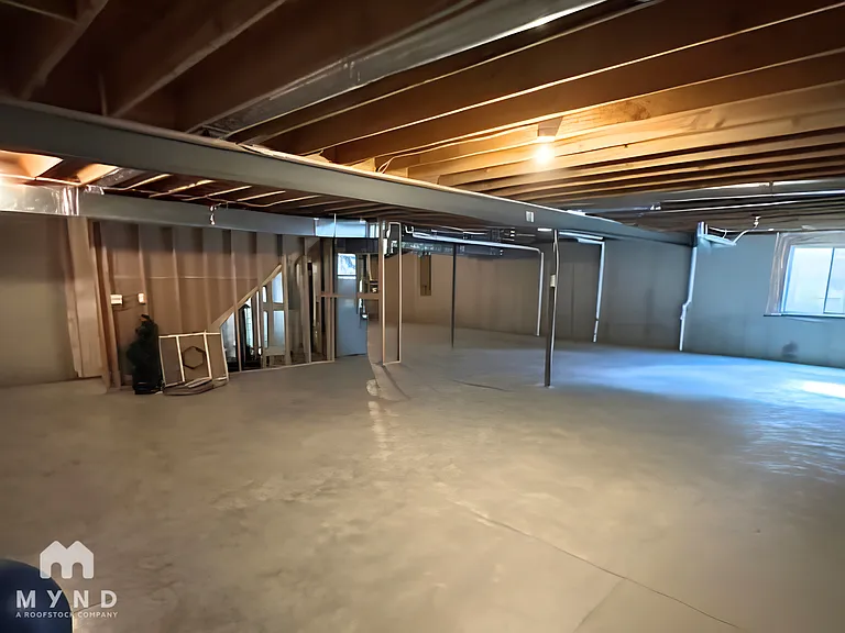 742 S Cypress St — Photo 9