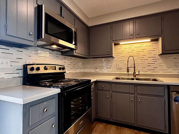 2nd image of 4370 Flowerdale Ave #F