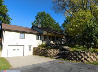 1534 N 4th Rd, Eagle, NE 68347