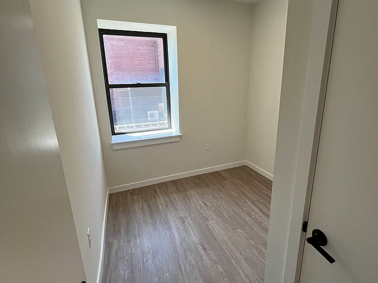47 Winter St #702 — Photo 8