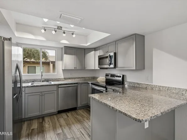 4619 W CONTINENTAL Drive, Glendale, AZ 85308