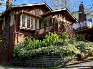 910 W Garfield St, Seattle, WA 98119