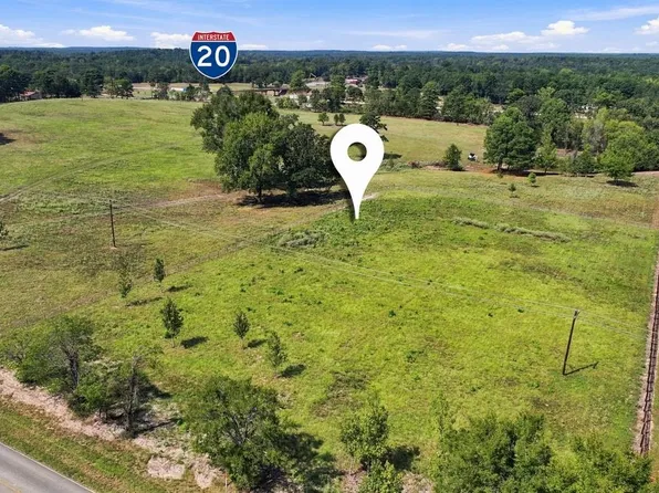 2690 W Point Rd, Kilgore, TX 75662