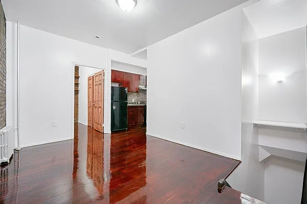 Rented by MD NYC Management LLC | media 10