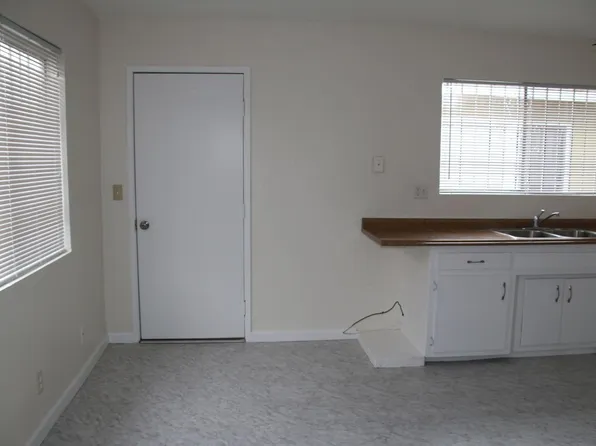 LA 476 Saighar, 4018 W 142nd St #B, Hawthorne, CA 90250