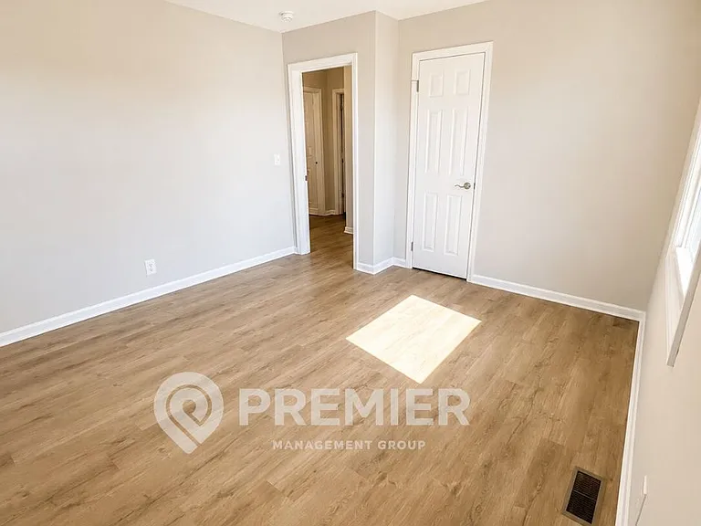 302 Malvin St — Photo 14