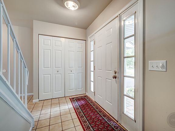 5th image of 30W266 Bedford Ln